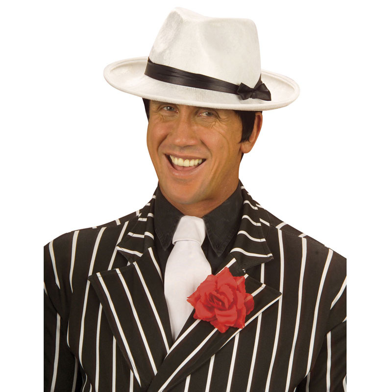 Ros röd med säkerhetsnål