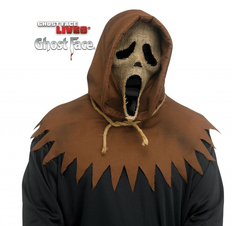 Scream mask scarecrow