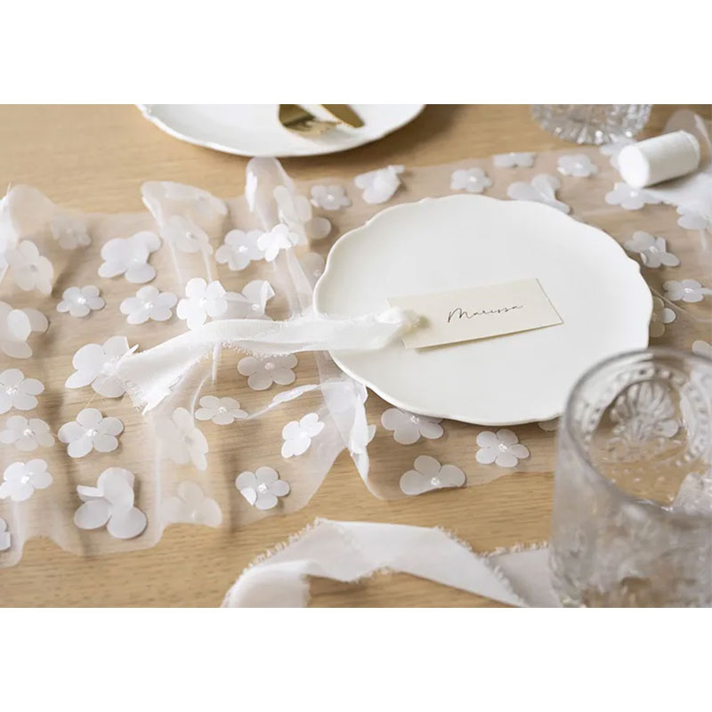 Bordslöpare Blommor Vit 5m