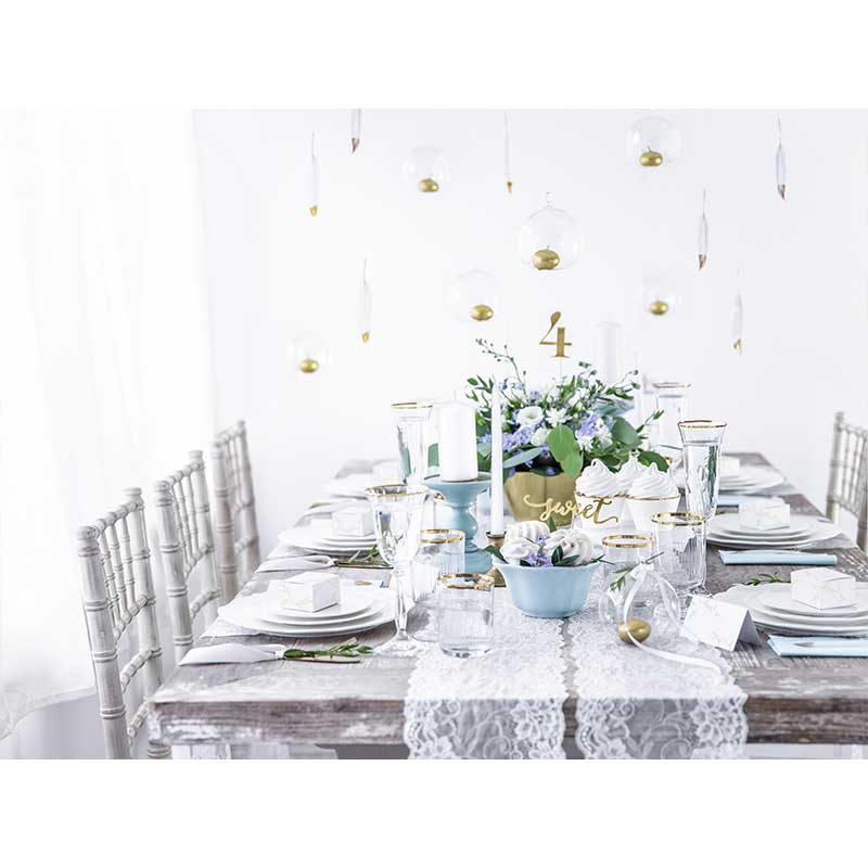 Fjädrar Vita med guldfärg