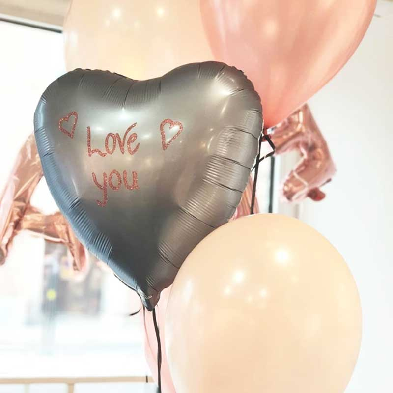 Uppblåst ballong med valfri text